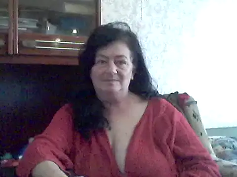 GypsiQueen2 online show from 11, 2, 2025