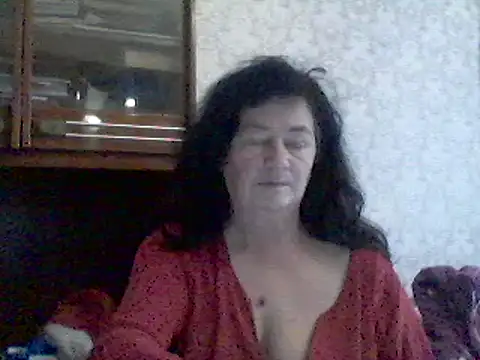GypsiQueen2 online show from 15, 2, 2025