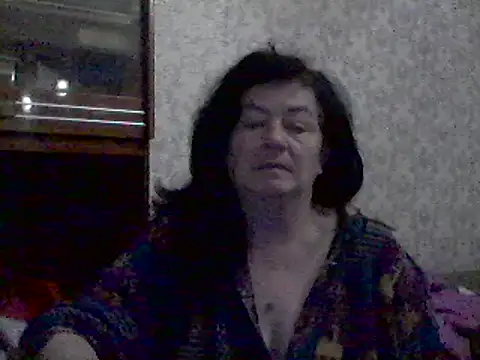 GypsiQueen2 online show from 17, 2, 2025