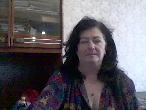 GypsiQueen2 online show from 18, 2, 2025