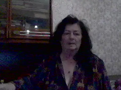 GypsiQueen2 online show from 18, 2, 2025