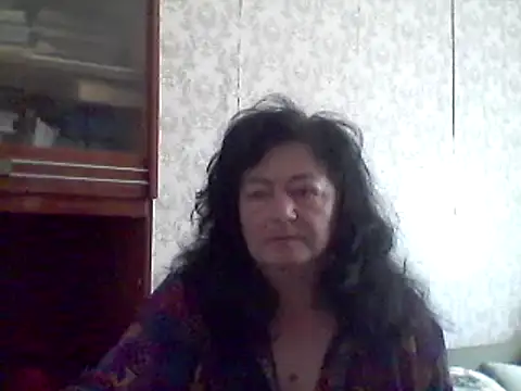 GypsiQueen2 online show from 25, 2, 2025