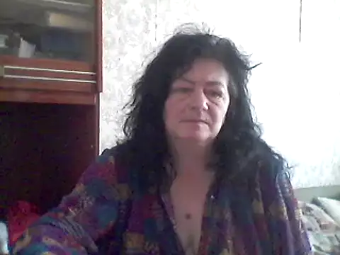 GypsiQueen2 online show from 26, 2, 2025