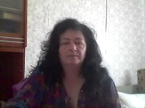 GypsiQueen2 online show from 27, 2, 2025