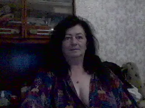 GypsiQueen2 online show from 4, 3, 2025