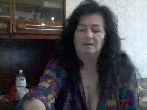GypsiQueen2 online show from 6, 3, 2025