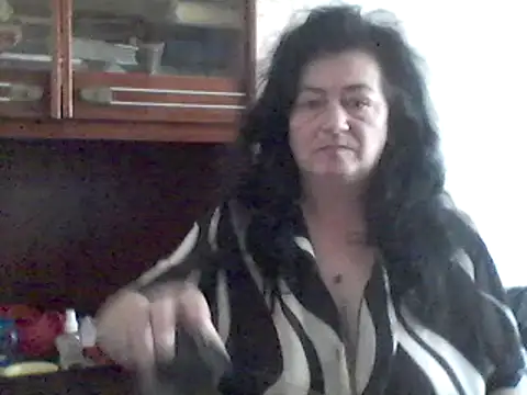 GypsiQueen2 online show from 11, 3, 2025
