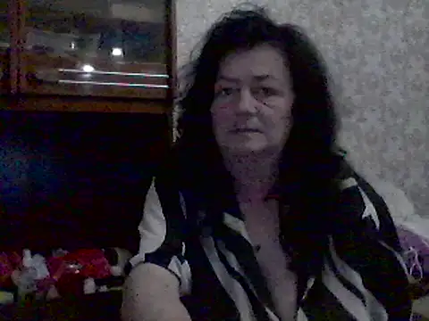 GypsiQueen2 online show from 11, 3, 2025
