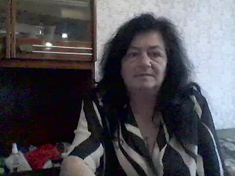 GypsiQueen2 online show from 12, 3, 2025