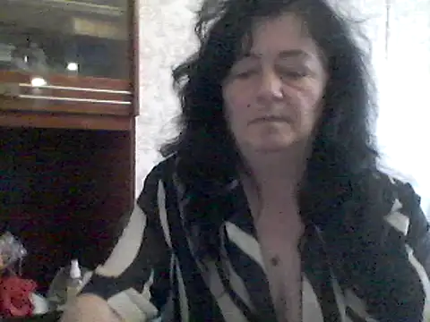 GypsiQueen2 online show from 19, 3, 2025