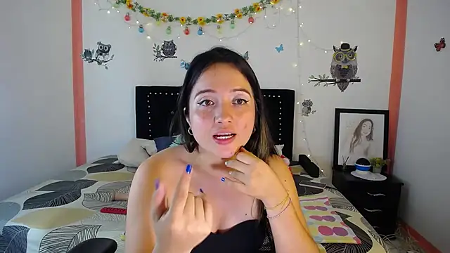 naughty girl 4u online show from 2, 12, 2024