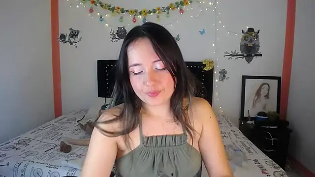 naughty girl 4u online show from 23, 12, 2024