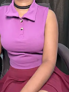 Snapshot of SCHOOL_Girl_0 chatting on 7, 4, 2026 SCHOOL Girl 0 online show from 7, 4, 2026