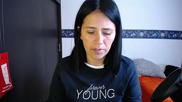 sharoon cheerry online show from 8, 10, 2025