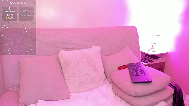 Scarlet wd18 online show from 19, 2, 2026