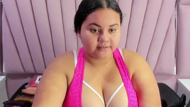 Snapshot of ValenTitis chatting on 6, 12, 2024 ValenTitis online show from 6, 12, 2024