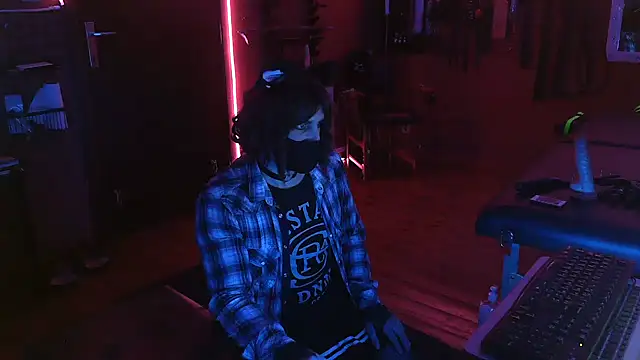 Snapshot of Ginny-the-bdsm-nympho chatting on 6, 11, 2025 Ginny-the-bdsm-nympho online show from 6, 11, 2025