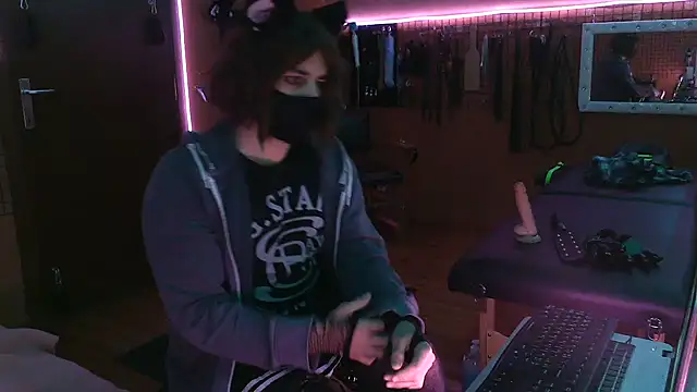 Snapshot of Ginny-the-bdsm-nympho chatting on 27, 11, 2025 Ginny-the-bdsm-nympho online show from 27, 11, 2025