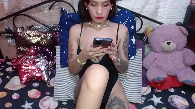 Snapshot of TS_Peachy chatting on 12, 1, 2025 TS Peachy online show from 12, 1, 2025