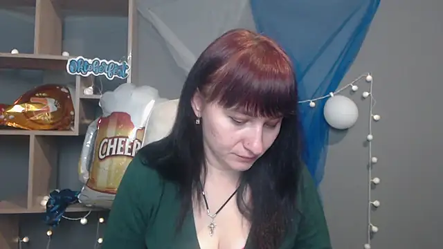 Snapshot of NinaFlawlees chatting on 10, 10, 2025 NinaFlawlees online show from 10, 10, 2025