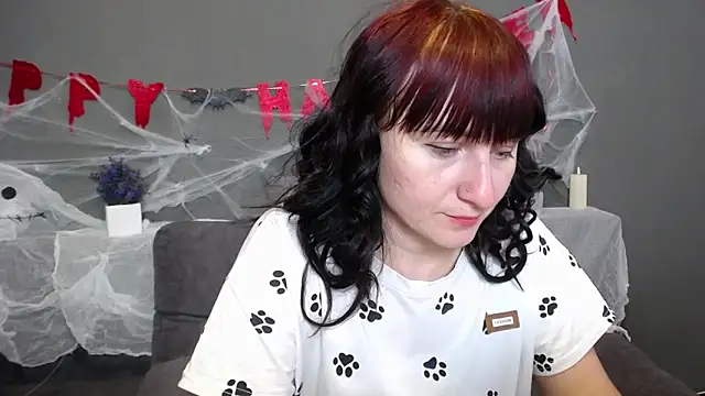 Snapshot of NinaFlawlees chatting on 16, 10, 2025 NinaFlawlees online show from 16, 10, 2025