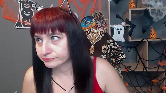 Snapshot of NinaFlawlees chatting on 30, 10, 2025 NinaFlawlees online show from 30, 10, 2025