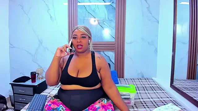 HannyMansonh online show from 17, 1, 2025