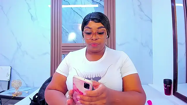 HannyMansonh online show from 19, 1, 2025