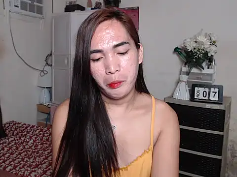 Snapshot of Msyensmith chatting on 7, 11, 2025 Msyensmith online show from 7, 11, 2025