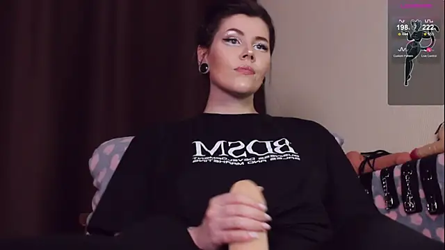 Luna Blake online show from 9, 2, 2025