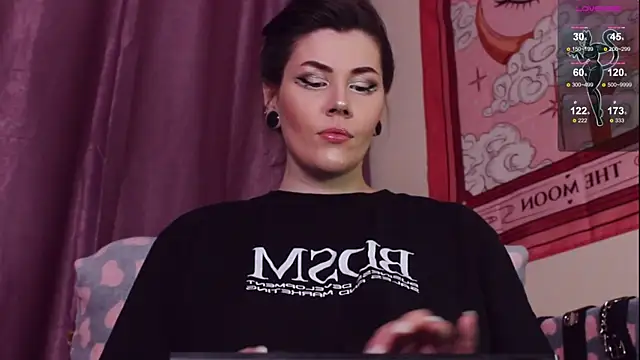 Luna Blake online show from 1, 3, 2025