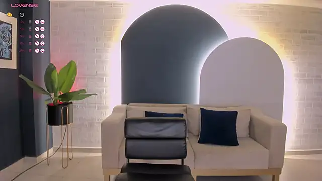 RossieRhoades online show from 9, 2, 2025