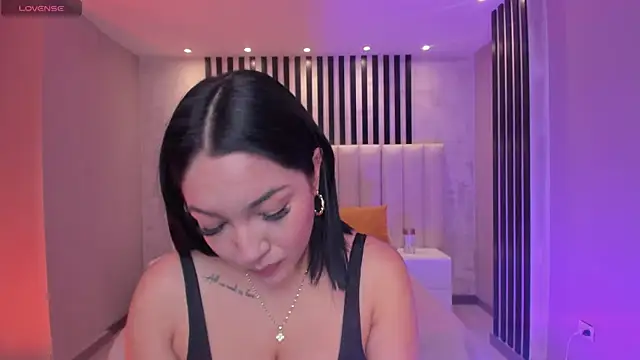 RossieRhoades online show from 2, 10, 2025