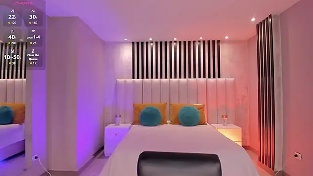 RossieRhoades online show from 6, 11, 2025