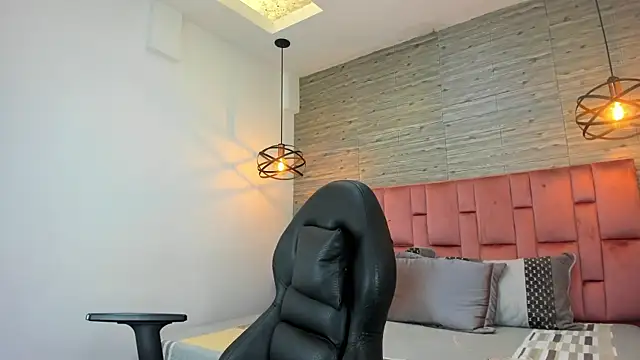 SarahDeyvis online show from 15, 10, 2025