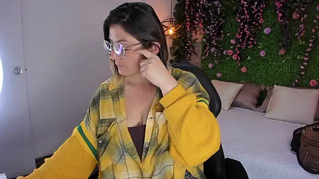 SarahDeyvis online show from 19, 3, 2026