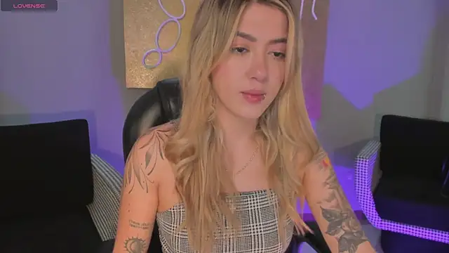 EveBensonX online show from 14, 11, 2025