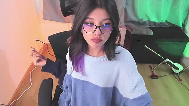 NanaRott online show from 22, 3, 2025