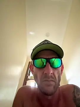 Snapshot of Rabbit2770 chatting on 26, 11, 2025 Rabbit2770 online show from 26, 11, 2025