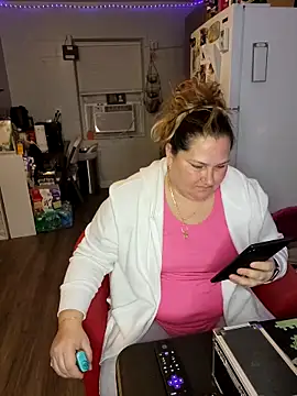 Snapshot of SexyNikki6969 chatting on 2, 1, 2025 SexyNikki6969 online show from 2, 1, 2025