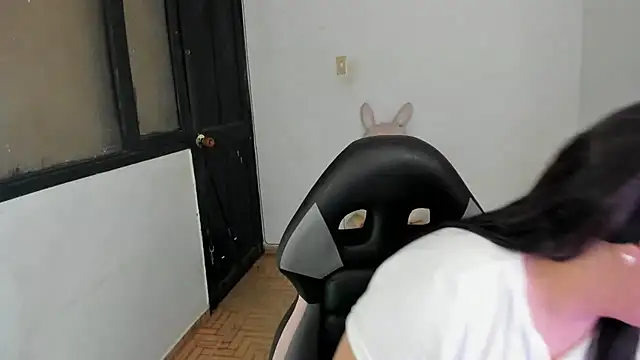 smile sweetpao online show from 12, 11, 2025