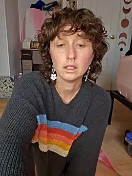 mossy kiss online show from 17, 12, 2025