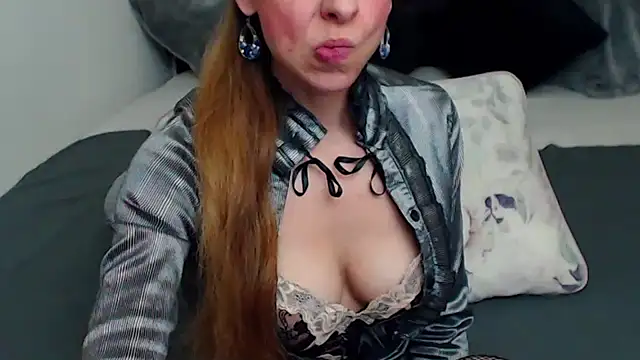 Snapshot of AylyneRichards chatting on 8, 1, 2026 AylyneRichards online show from 8, 1, 2026