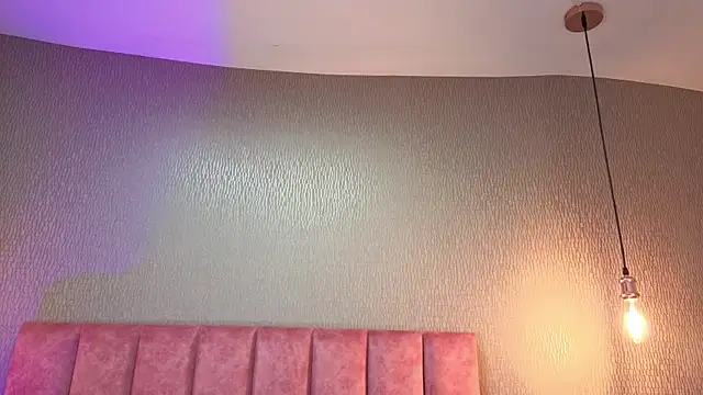 Alexa Thaylor  online show from 6, 1, 2026