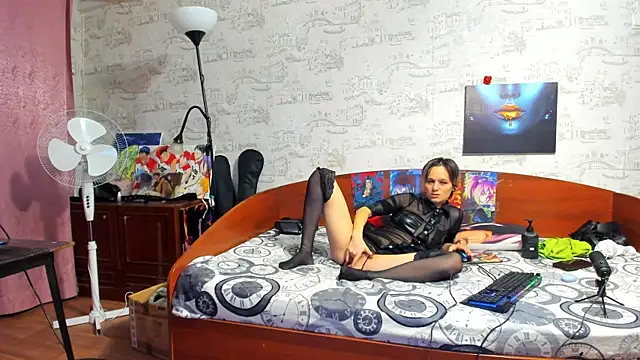 KagamiTayga online show from 20, 12, 2025