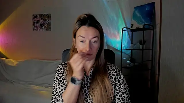 RebeccaMartinez online show from 30, 11, 2025