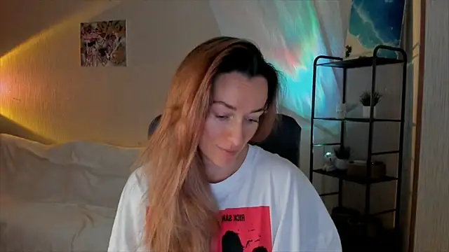 RebeccaMartinez online show from 18, 12, 2025