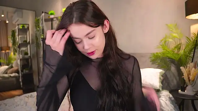 Snapshot of AuroraMari chatting on 12, 11, 2025 AuroraMari online show from 12, 11, 2025