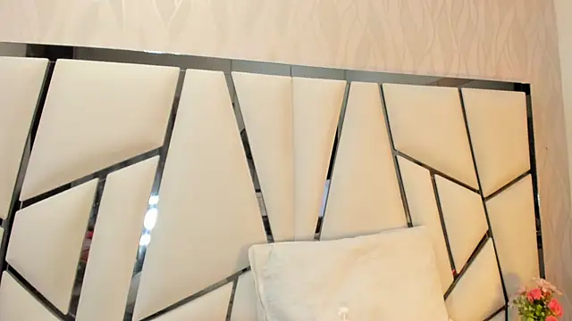 Snapshot of kimberly7_ chatting on 13, 10, 2025 kimberly7 online show from 13, 10, 2025