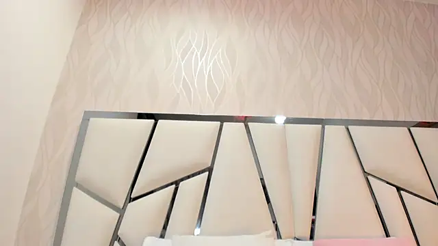 Snapshot of kimberly7_ chatting on 25, 10, 2025 kimberly7 online show from 25, 10, 2025